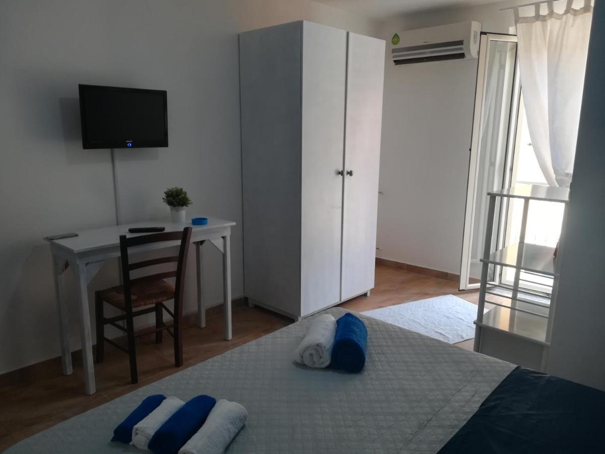 Bed and Breakfast Al Quindici Шилла Экстерьер фото