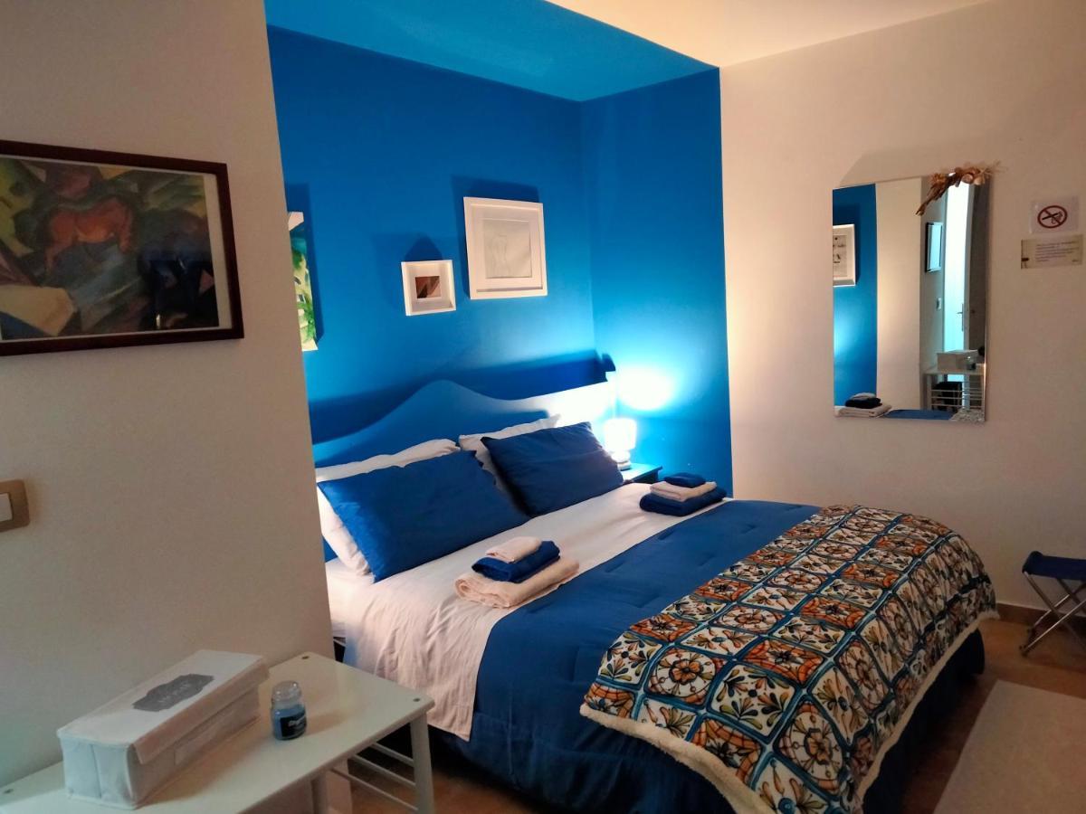 Bed and Breakfast Al Quindici Шилла Экстерьер фото