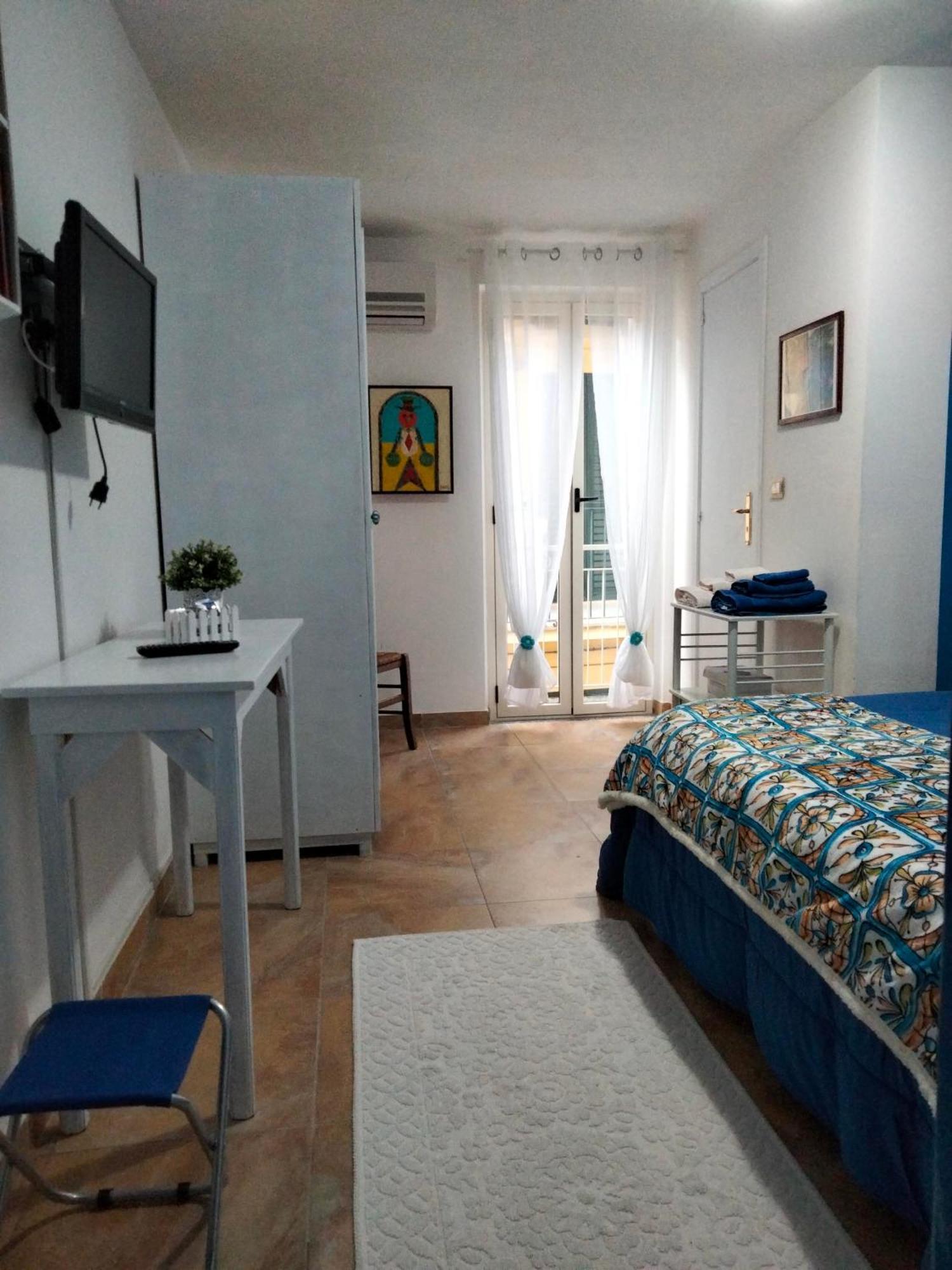 Bed and Breakfast Al Quindici Шилла Номер фото