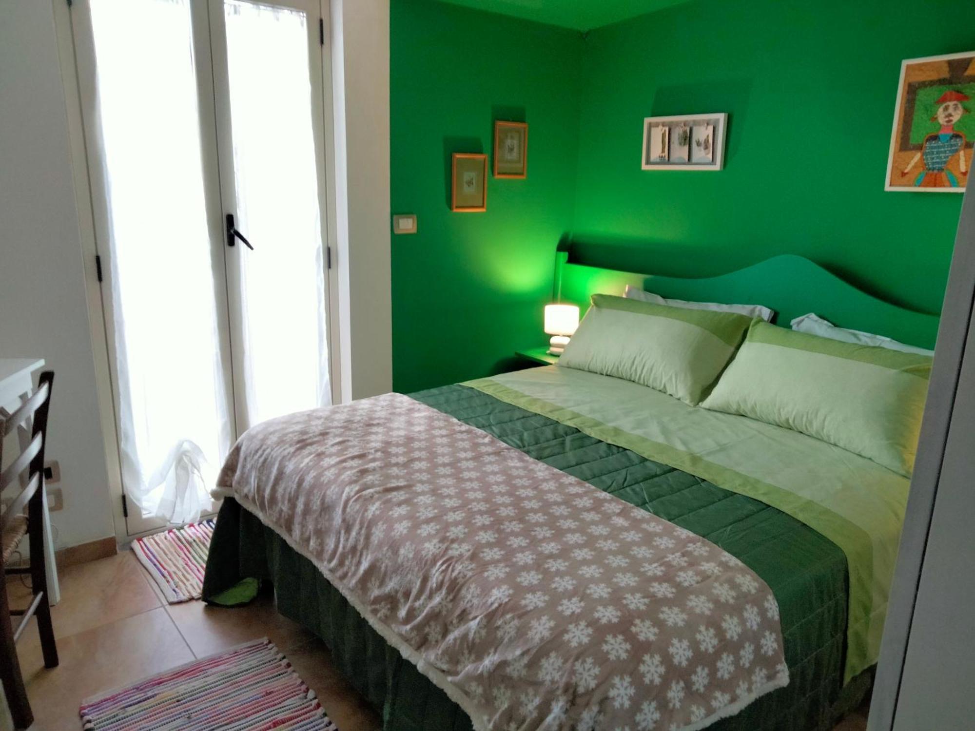 Bed and Breakfast Al Quindici Шилла Номер фото